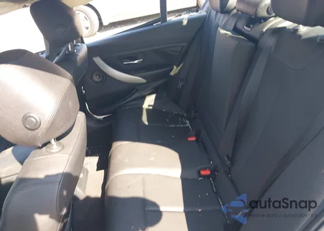 2013 BMW 328 z USA, uszkodzony, nr VIN WBA3A5C50DF351375